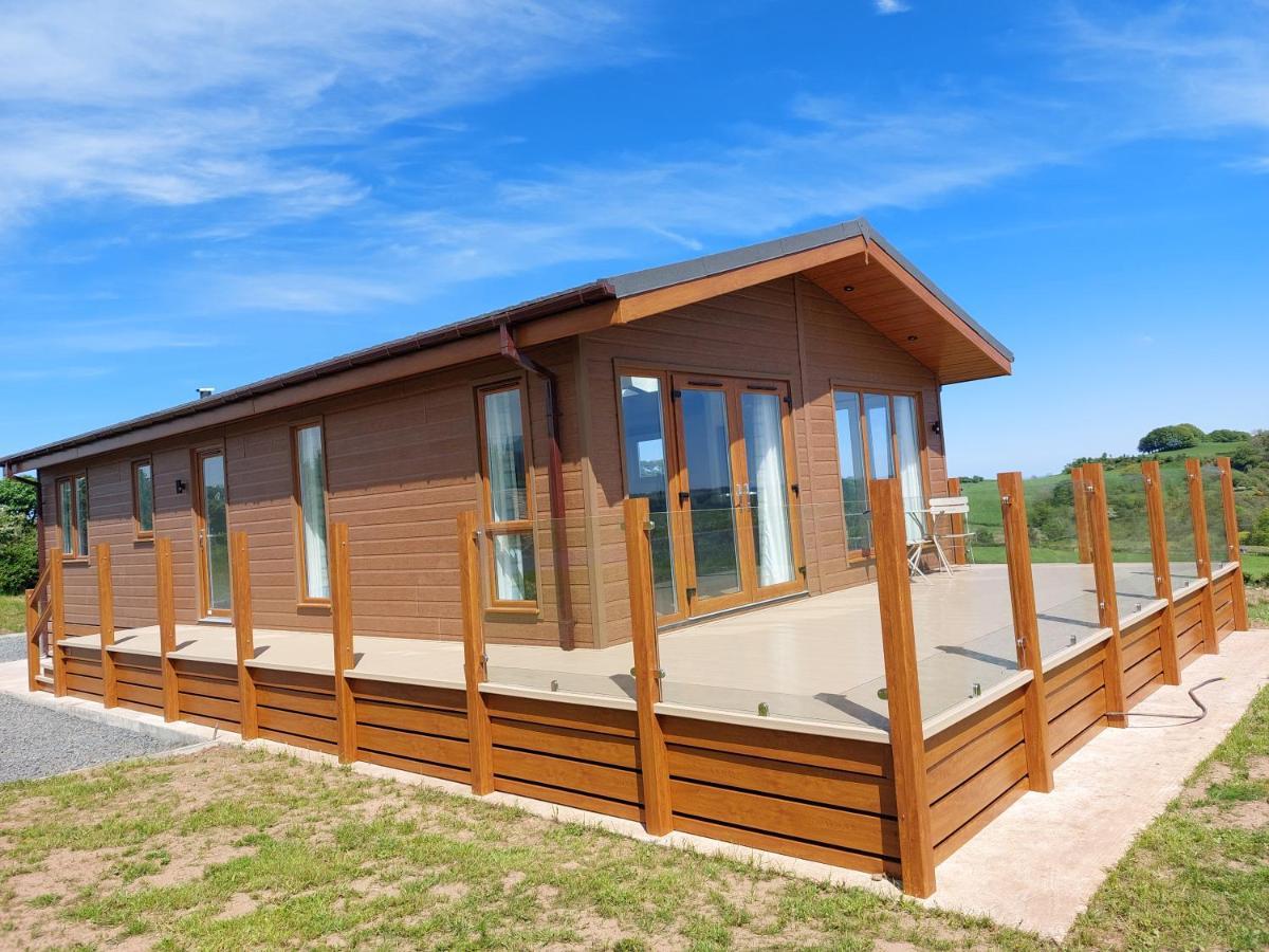 Lochwinnoch Luxury Family Beechwood Lodge With Hot Tub מראה חיצוני תמונה