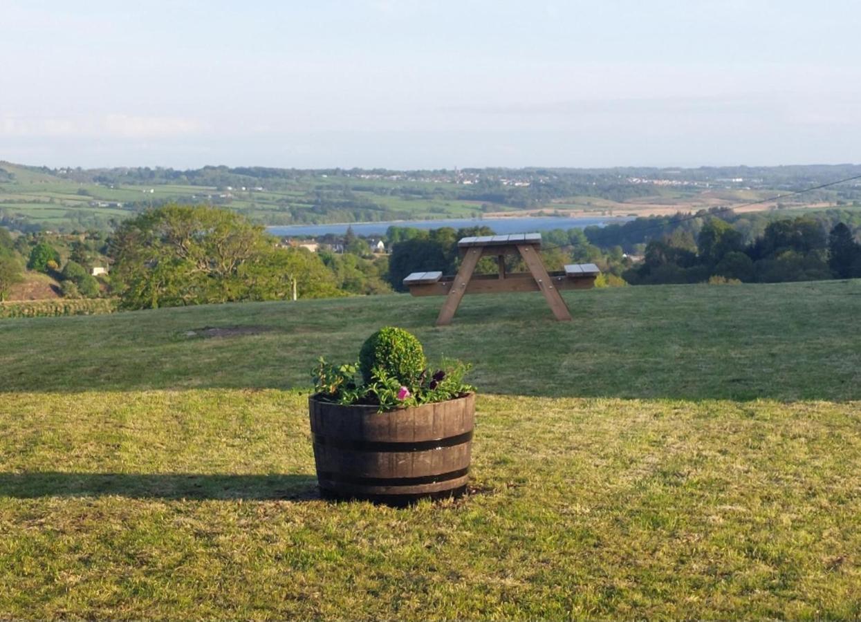 Lochwinnoch Luxury Family Beechwood Lodge With Hot Tub מראה חיצוני תמונה